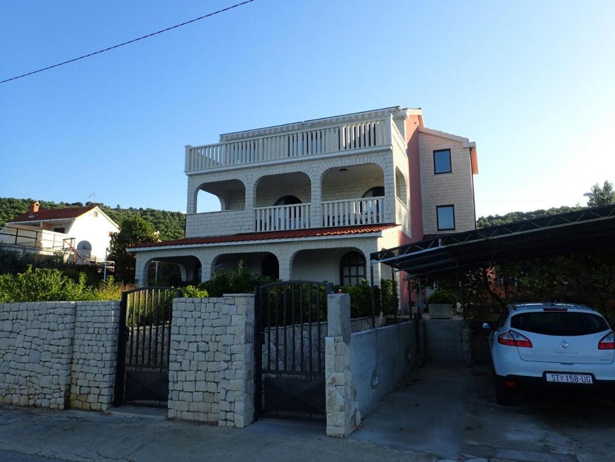 Apartments By The Sea Slatine, Ciovo - 1128 المظهر الخارجي الصورة