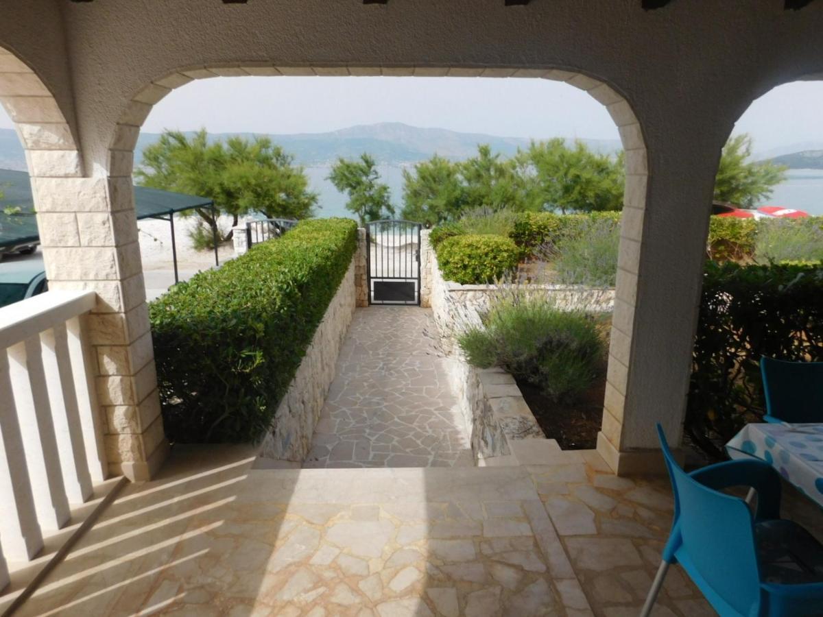 Apartments By The Sea Slatine, Ciovo - 1128 المظهر الخارجي الصورة