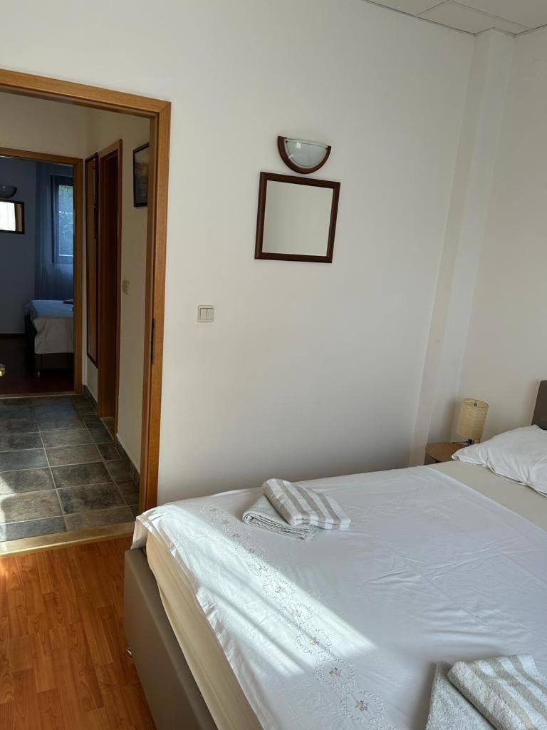 Apartments By The Sea Slatine, Ciovo - 1128 الغرفة الصورة