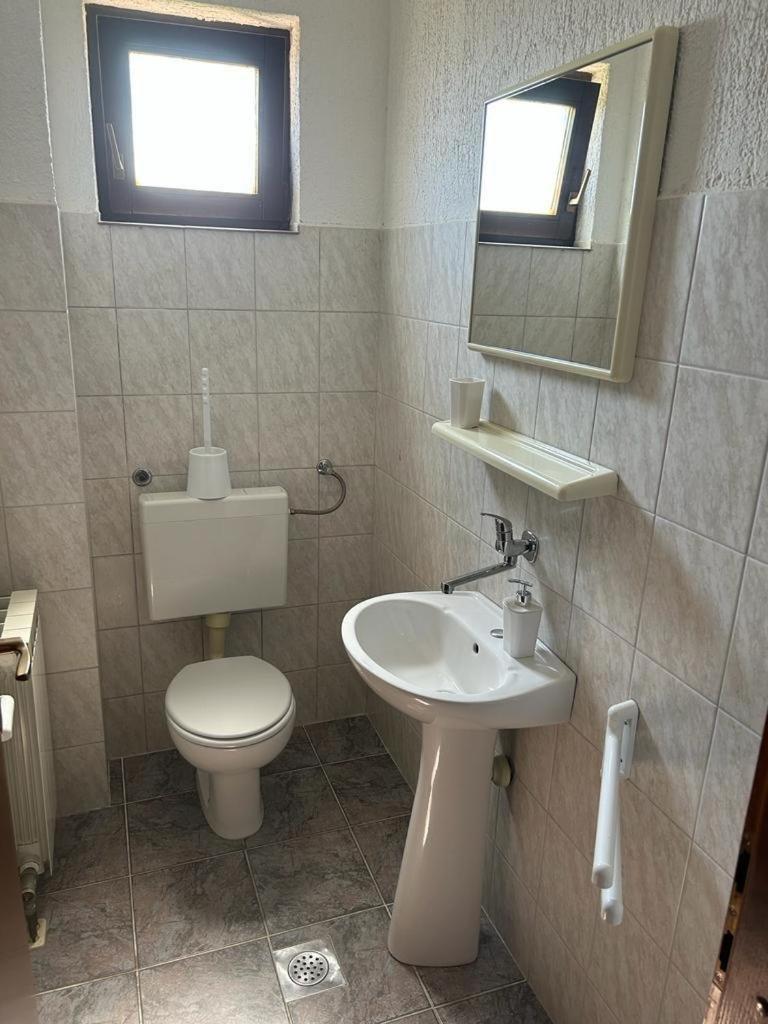 Apartments By The Sea Slatine, Ciovo - 1128 المظهر الخارجي الصورة