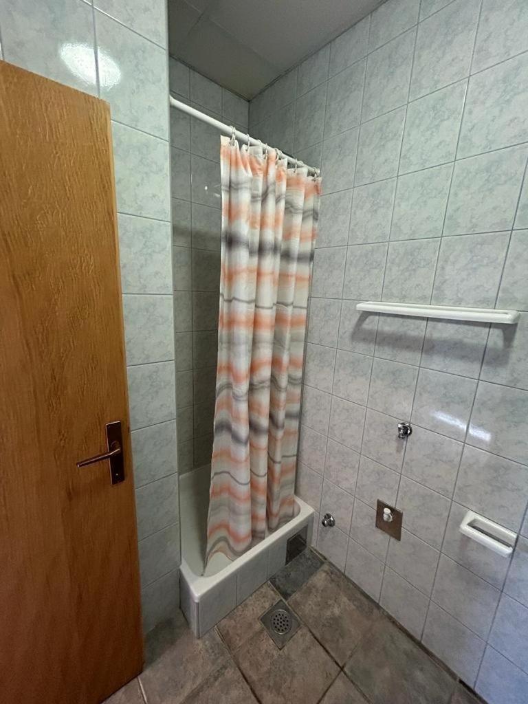 Apartments By The Sea Slatine, Ciovo - 1128 المظهر الخارجي الصورة