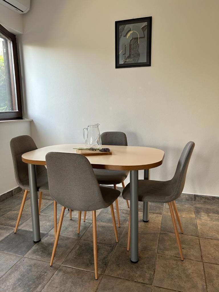 Apartments By The Sea Slatine, Ciovo - 1128 المظهر الخارجي الصورة